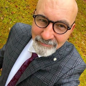 Meet your Posher, Bill